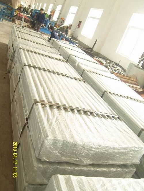 供應琉璃瓦,弧形瓦,各規格型號彩鋼瓦